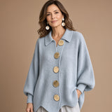 Isadora | Cardigan Oversize com Colarinho e Grandes Botões Metálicos